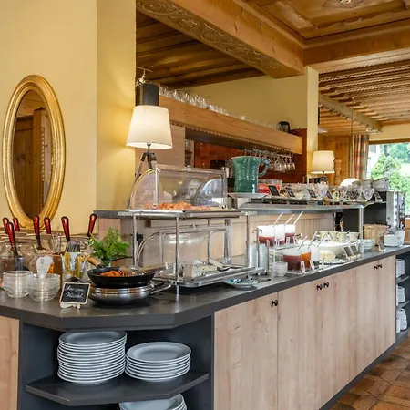 Pensjonat Gaestehaus Hochkoenig 3*