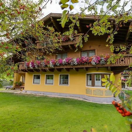 Guest house Gaestehaus Hochkoenig 3*