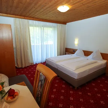 Gaestehaus Hochkoenig Guest house Filzmoos